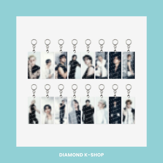 STRAY KIDS - RUN IT SEOUL MD: SECRET ACRYLIC KEYRING (RANDOM)